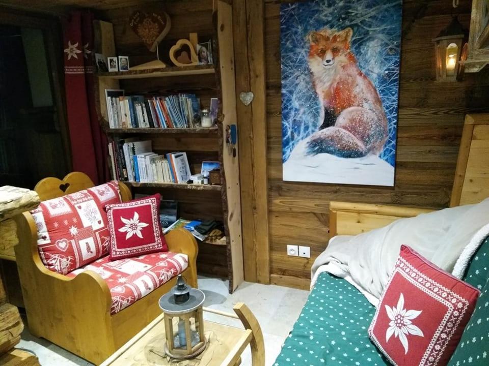 Апартаменти Le Refuge Du Poete Saint-Francois-de-Sales Екстер'єр фото